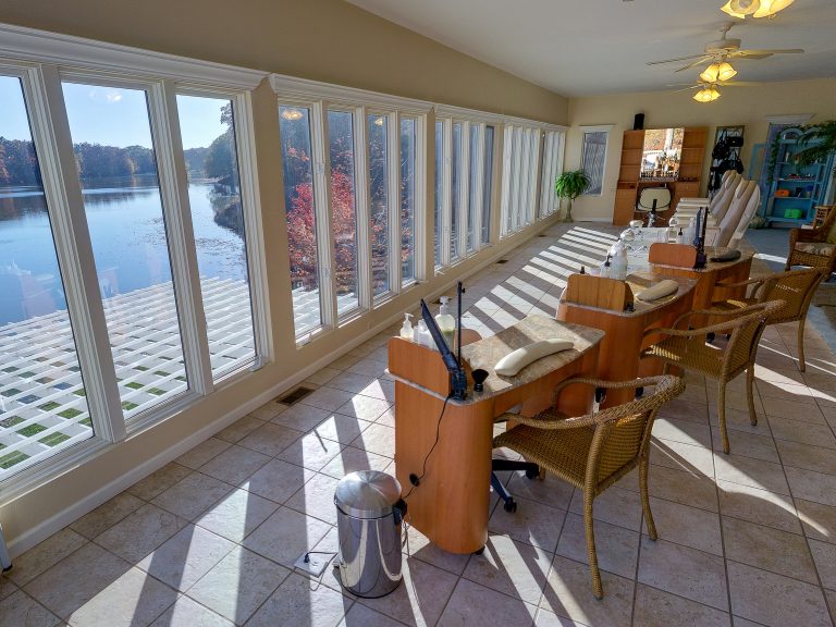 Central Illinois LakeView Oak Terrace Spa Pana IL